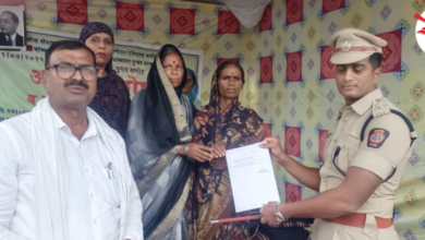 Photo of खंडाळा पोलीस स्टेशनच्या ठाणेदाराविरुद्ध महिलांनी सुरू केलेले उपोषण अखेर नव्या दिवशी तात्पुरते स्थगित!