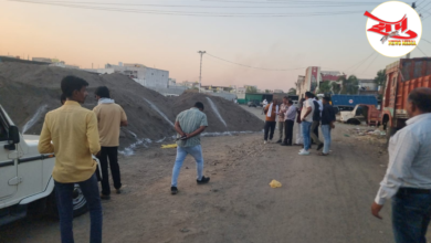 Photo of पुसद शहराच्या हद्दीत अवैधरित्या तिनशे ब्रास रेती साठा जप्त; महसूल व पोलीस प्रशासनाच्या ढिसाळ कारभार उघड!